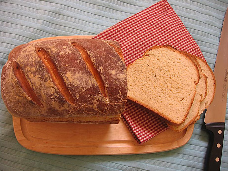 לחם לבן מהיר (צילום: חני הראל)