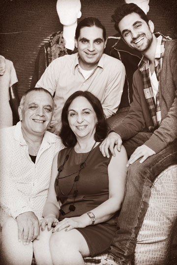 קשרי המשפחה מאחורי אנטי וירוס: לידור, יושי, דיאנה ומוטי צ'רכי (צילום: ענבל מרמרי)