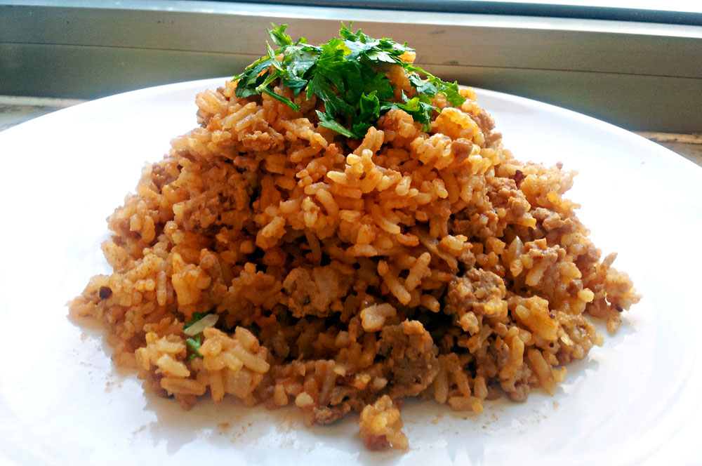 אפשר להשתמש באיזה סוג בשר שאוהבים. אורז עם בשר (צילום: אפרת סיאצ'י)