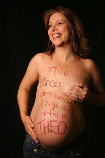עוודה נשים אחרות לחשוף את גופן, ומצליחה. תמונה מתוך הקמפיין (מתוך: facebook.com/underthereddress)