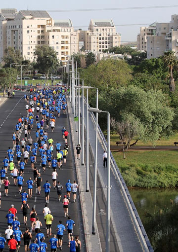 מרתון תל אביב (צילום: רונן טופלברג)