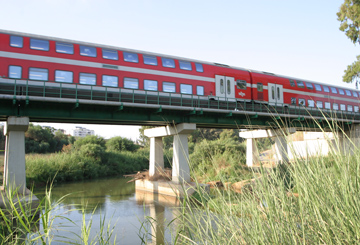 לא רק דרך להגיע לעבודה: הרכבת כאמצעי בילוי ברחבי הארץ (צילום: רכבת ישראל)