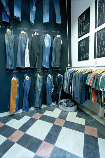 מומלץ לרכוש ג'ינס בחנויות שמתמחות בדֶנים. DENIM STORY (צילום: אסף רייז)