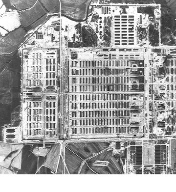 מחנה ההשמדה בירקנאו בתצלום מהאוויר