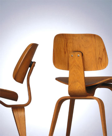אחד הפופולריים: כיסא Plywood של אימס (צילום: באדיבות הביטאט)