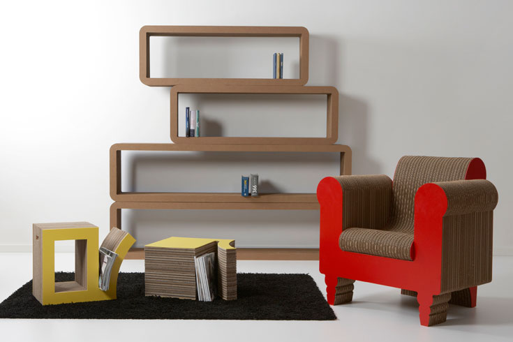 רהיטי הקרטון של kubedesign. מפעל איטלקי למוצרי אריזה, שהחליט לייצר רהיטים בעזרת חומרי הגלם והמכונות שברשותו. לא כל הקולקציה כבר כאן