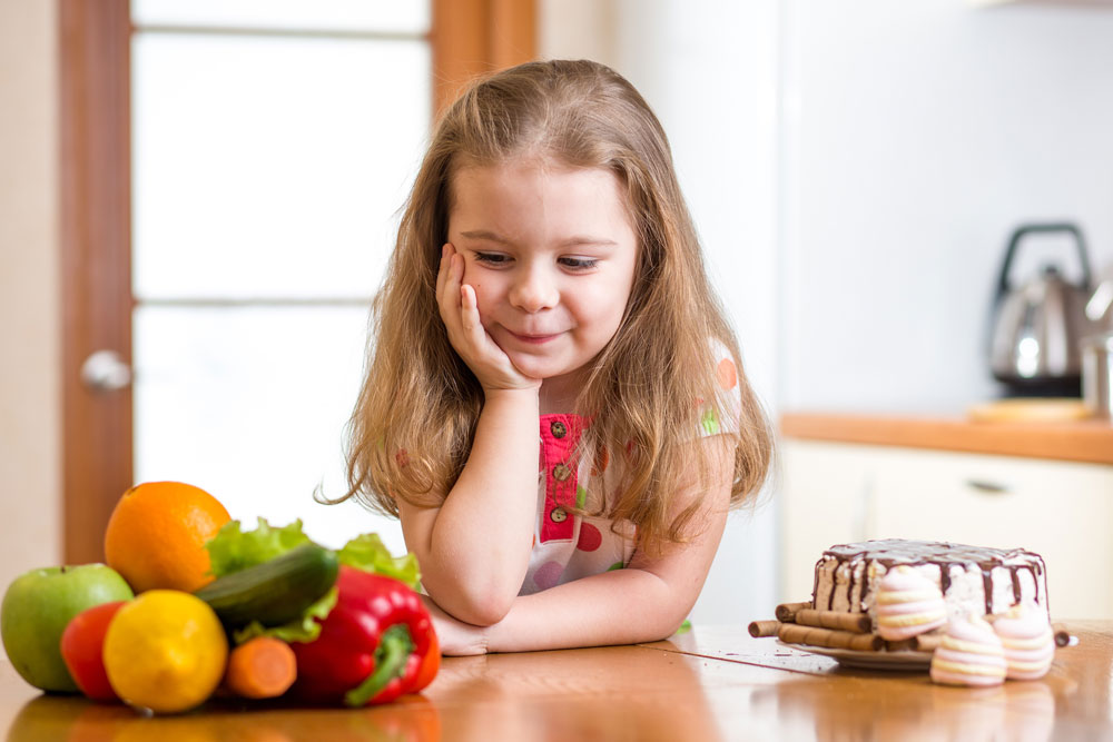 ילדים צריכים לאכול מדי יום לפחות כוס וחצי של ירקות. אבל איך עושים זאת? (צילום: shutterstock)