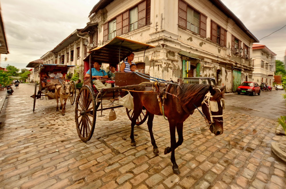 כלי התחבורה היחיד בוויגאן: העגלה הפיליפינית
