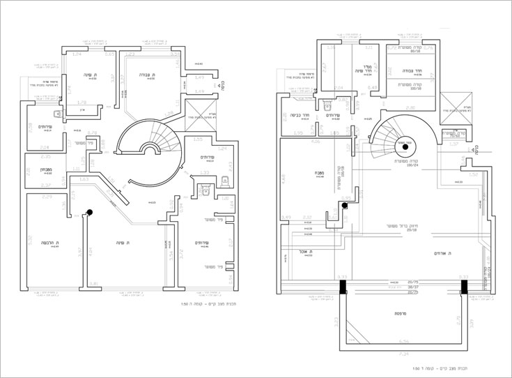 תוכנית הדירה, לפני השיפוץ: מימין קומת הכניסה, משמאל קומת חדרי השינה. במרכז בולט גרם מדרגות ספירלי, שהשפיע על תכנון שתי הקומות (באדיבות לוין-פקר אדריכליות)