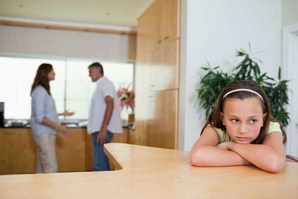 ילדה אבודה או סוכנת סמויה? (צילום: shutterstock)
