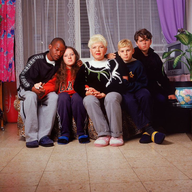 משפחת נייקוליינקו (צילום: רלי אברהמי, באדיבות מוזיאון א''י)