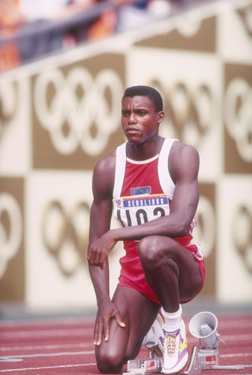 קרל לואיס. זכה ב-10 מדליות אולימפיות, מתוכן תשע מדליות זהב (צילום: gettyimages)