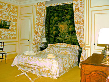 כל חדר עוצב בנפרד, תוך התייחסות לצבעוניות ולסגנון מוגדרים. שאטו עמק הלואר, צרפת