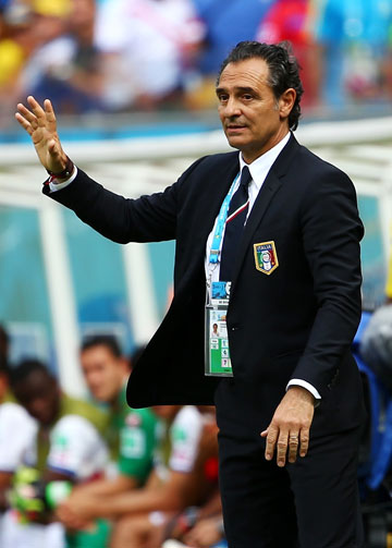 צ'זרה פראנדלי, מאמן נבחרת איטליה. מחזיק באוסף מוצלח של חליפות (צילום: gettyimages)