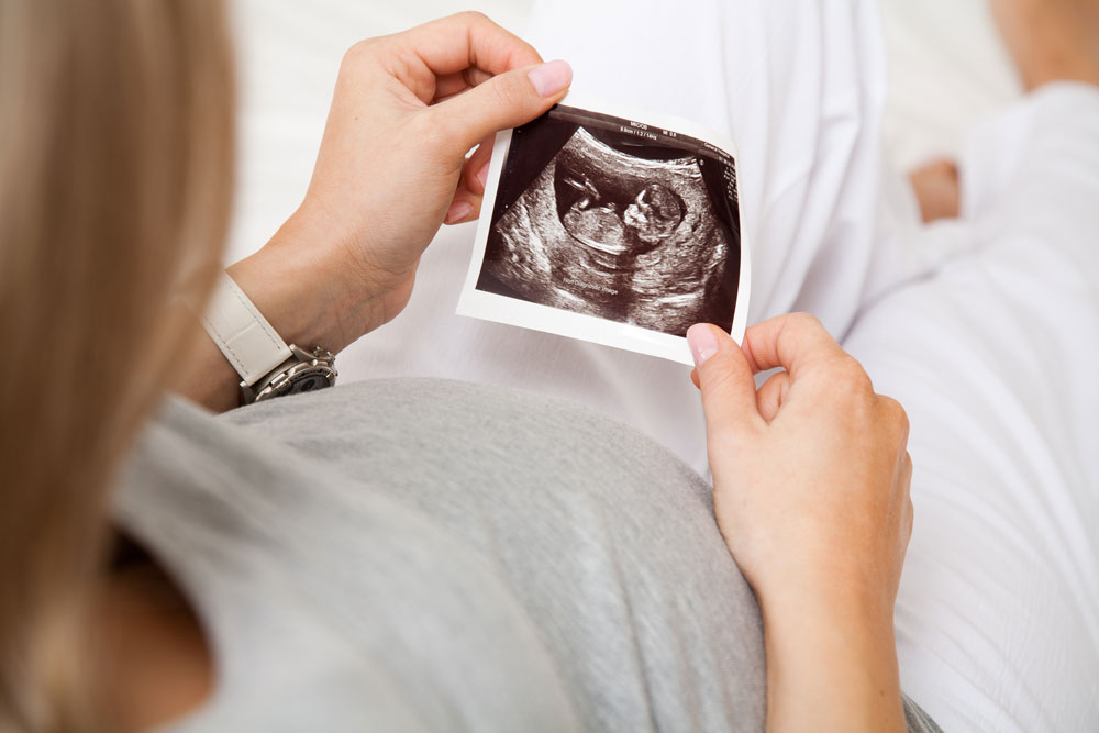 עד כה הזכות להגיש תביעה בגין מומים שלא אובחנו בהיריון ניתנה לילד שנולד עם המום עד הגיעו לגיל 25 (צילום: shutterstock)