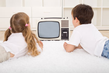 ברגע שהטלוויזיה תהיה מותרת ללא הגבלה היא תאבד מחינה ומקיסמה (צילום: shutterstock)