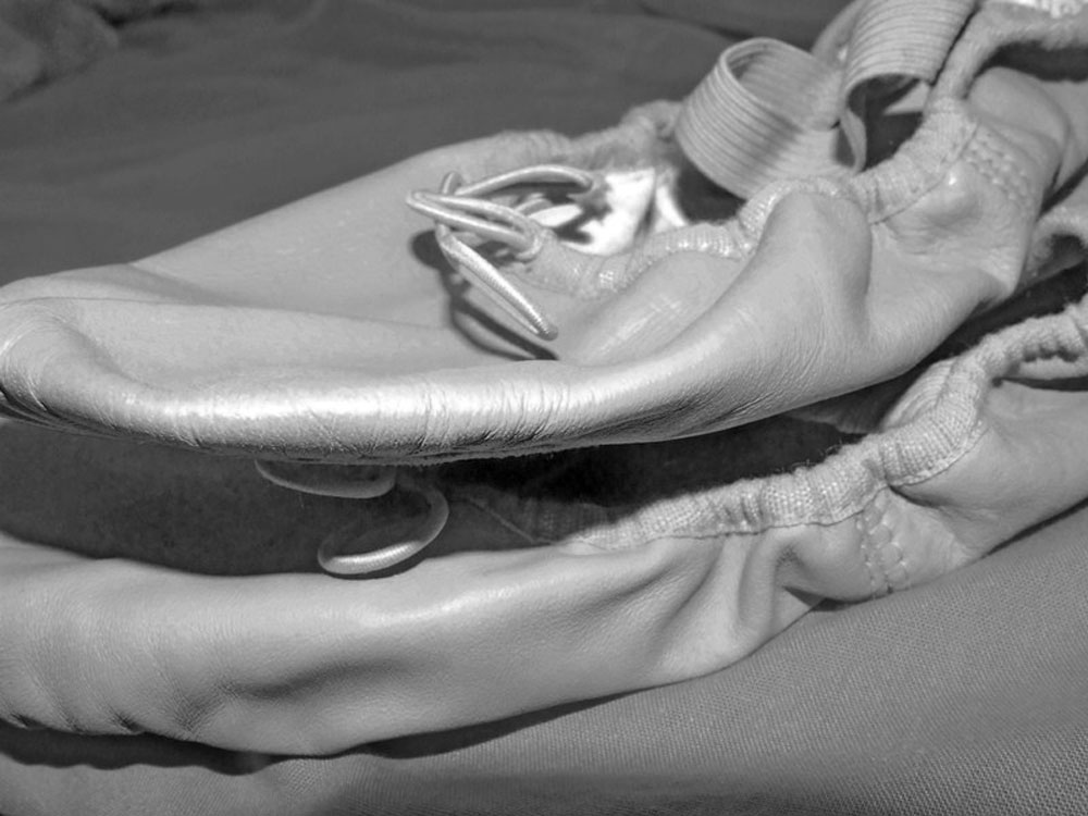 צילום של שרון קיפרמן בת 15 משדרות. נעליים (צילום: שרון קיפרמן)