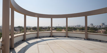 הנוף הנשקף ממרפסת בית המשפט באשדוד (צילום: טל ניסים)
