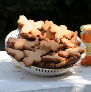 עוגיות הדבש והעוקץ של משפחת בן זאב (צילום: עומר שביט)