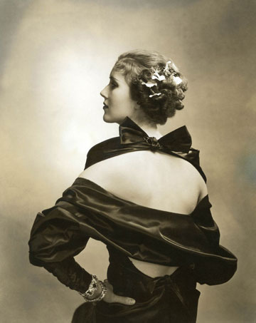 In High Fashion – The Cone Nast Years, 1923-1937. התבוננות על תור הזהב של האופנה (צילום: אדוארד סטייכן)