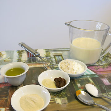 המרכיבים להכנת גבינה טבעונית (צילום: גלי לופו אלטרץ )