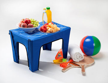 חולק את המקום השלישי: שולחן מתקפל לים ולקמפינג של ארז מולאי, עמיד בפני מים. הייצור נעשה במפעלי ''המשקם'', בידי עובדים עם מוגבלויות