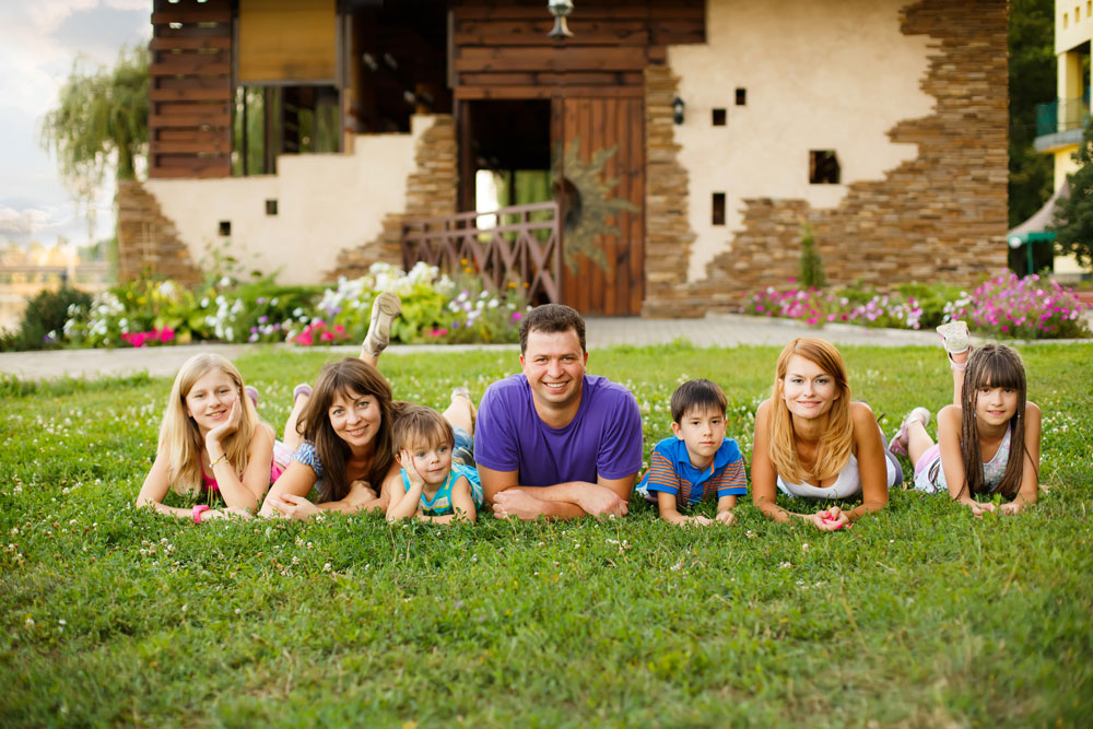 הילדה שלו, הילדים שלך, הילדים שלכם והגרושה - איך חיים יחד בשלום? (צילום:shutterstock)