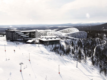 אתר הסקי המוקם בפינלנד. המבנים עצמם ישמשו כמדרונות סקי, והתוצאה: לגלוש עד החדר (באדיבות לנגה BIG אדריכלים)