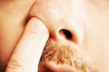  למה יש המון הפרשות מהאף? (צילום: shutterstock)