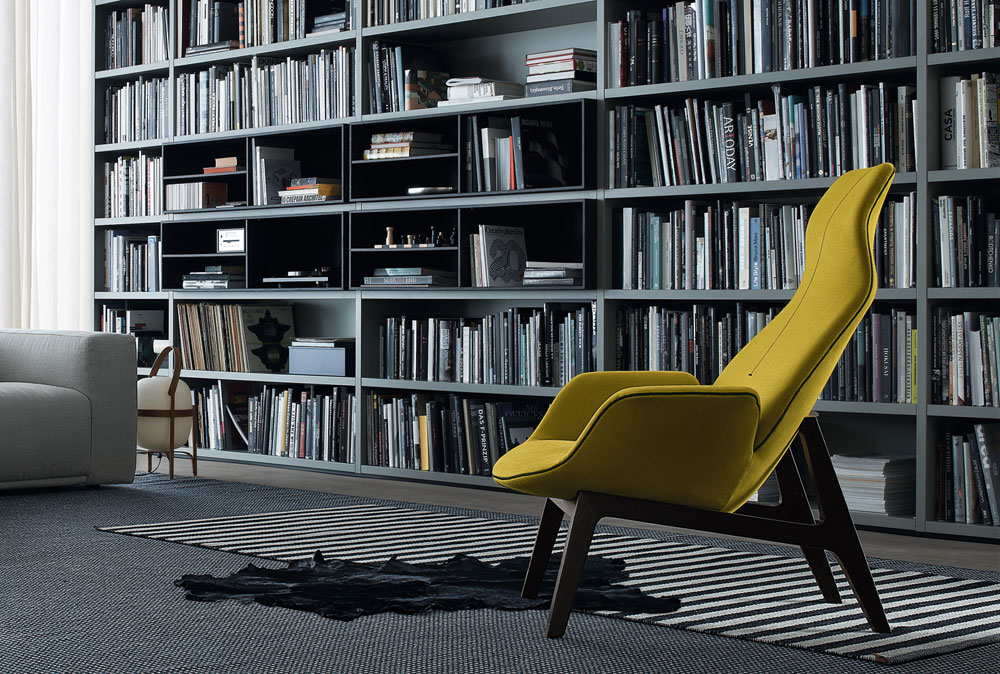 ב''הביטאט'' מציעים מחירים מיוחדים לעשרות כסאות בודדים של מעצבים ידועים.  הכורסה של ז'אן מרי-מסו, למשל, עולה כעת 3,900 במקום 13,000 שקל (צילום: סטודיו F2 FOTOGRAFIA)