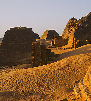 הפירמידות של מרואה, סודן (צילום: עוזי מלימובקה)