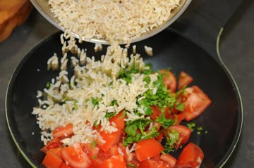 אורז מלא במקום לבן, ירקות במקום חטיפים (צילום: דלית שחם)