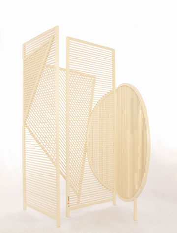מחיצת העץ שזכתה בפרס העיצוב לשנת 2011 מטעם מגזין Wallpaper (צילום: BCXSY)