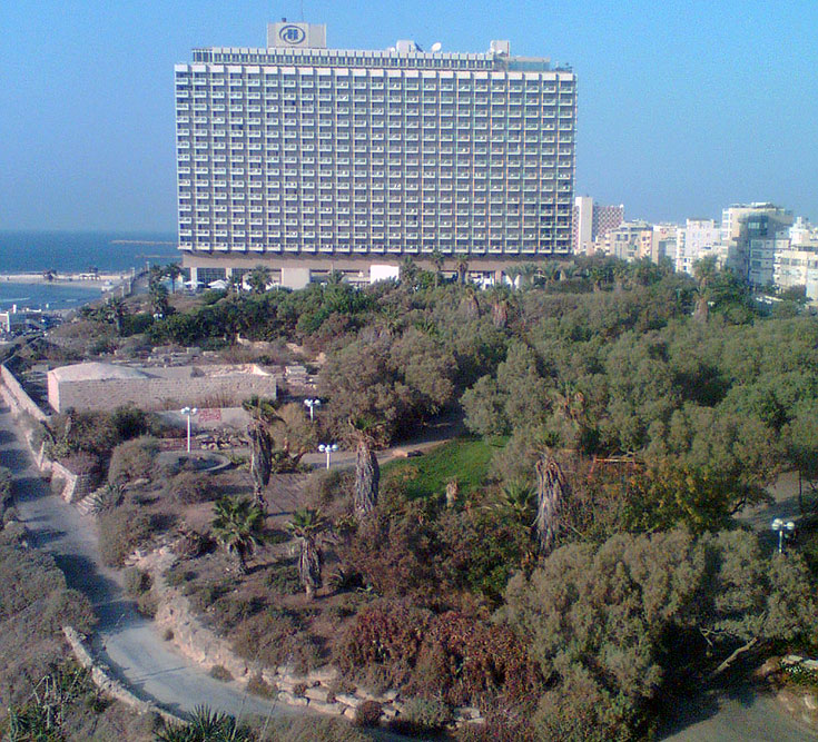 גן העצמאות בתל אביב, בתכנונו של אדריכל הנוף אברהם קרוון (צילום: מיכאל יעקובסון)
