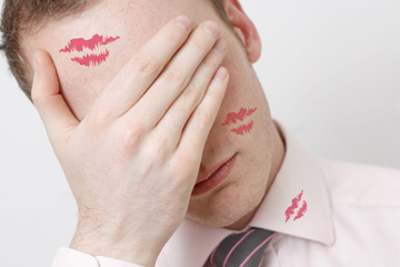 חמודי, עם מי התנשקת? עם ססמוגרף? (צילום: Lasse Kristensen_Shutterstock)