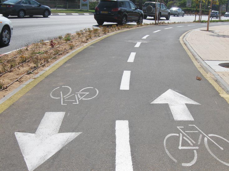 מסלול אופניים בראשון לציון (צילום: אריאלה אפללו)