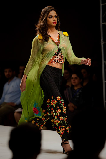 שבוע האופנה בפקיסטן (צילום: gettyimages)