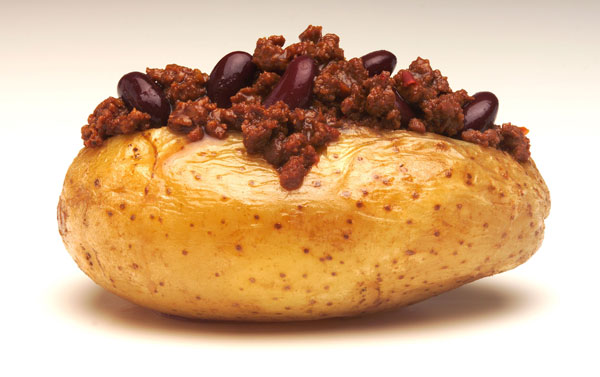 כדאי שתמיד יהיו במקרר תפוחי אדמה מבושלים - כך תוכלו להכין ארוחה במהירות (צילום: istockphoto)