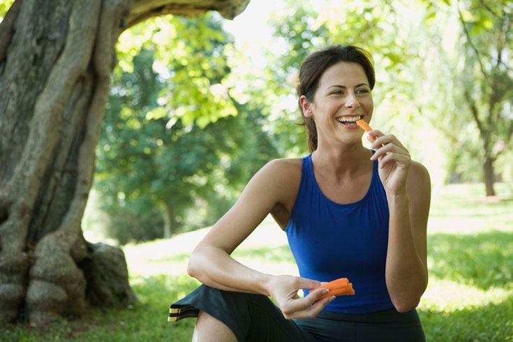 פעילות גופנית עם דיאטה מאוזנת (צילום: thinkstock)