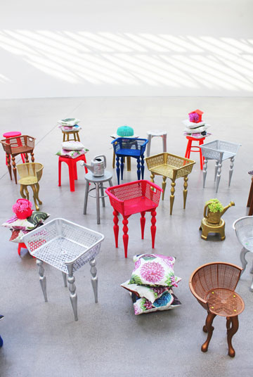 כסאות של המעצב התאילנדי סראן ין פאניה
