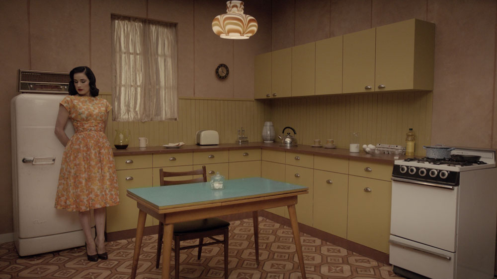 דיטה פון טיז בישראל קליפ להקת מונרכיה אנחל בונני רועי רז