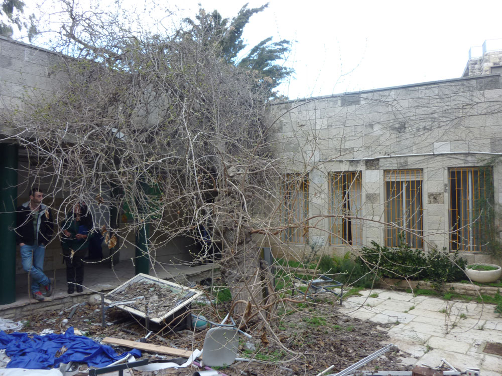 וילה שוקן היום. לדעת האדריכל ערן מרדכוביץ', המגדל שאמור להיבנות כאן יחבל באתר. שימור ירושלים וילה שוקן
