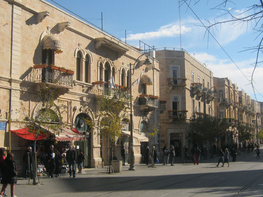 מלון רון ההיסטורי. ב-1948 הכריז כאן מנחם בגין על פירוק האצ שימור ירושלים מלון רון