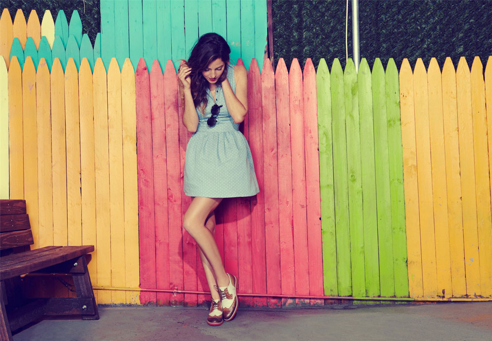 חנות אאוטלט אאוטלטים נעליים NYOU