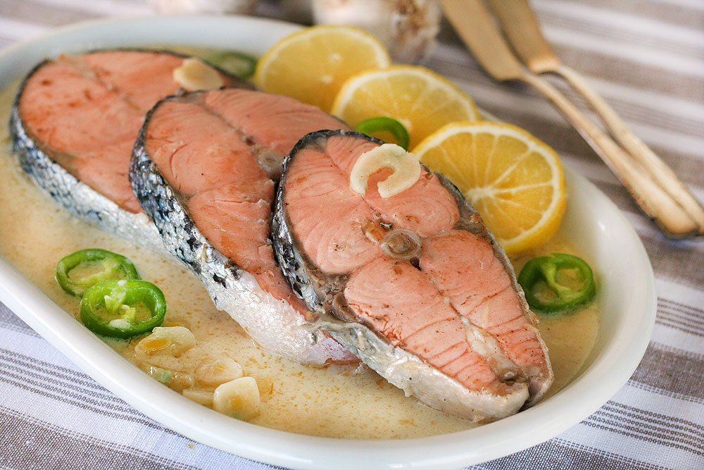 לשימוש הכתבה בלבד אגריסטדה דג ברוטב סלמון סיר לשבת דגים