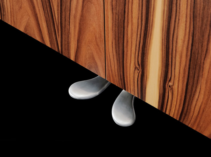 ארון הפסנתר EDRA מילאנו 2012