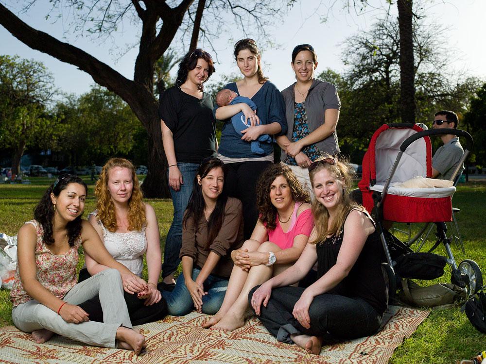 לשימוש הכתבה בלבד יום העצמאות מנגל ארלוזורוב יונתן בלום