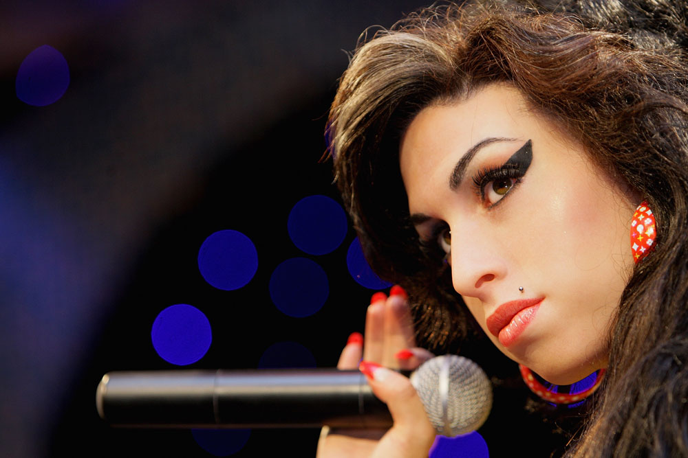 איימי ווינהאוס סמלי סקס שמתו מוקדם מדי