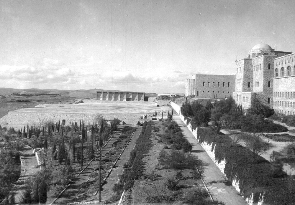 בניין מנדל העברית הר הצופים היסטוריות