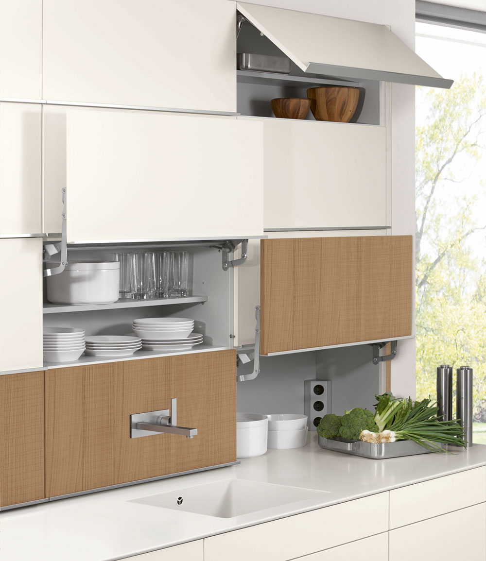 מטבחים נחבאים ארבעה נגרים LEICHT